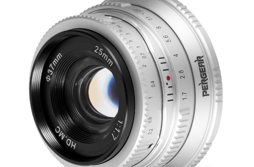 Pergear выпустила объектив 25 mm f/1.7 для беззеркальных камер