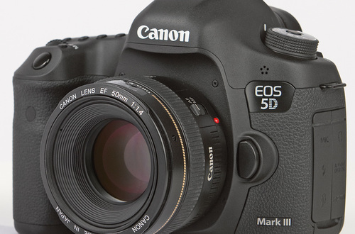 Тест зеркального фотоаппарата Canon EOS 5D Mark III: в условиях натурных съемок камера предоставит почти все необходимые удобства
