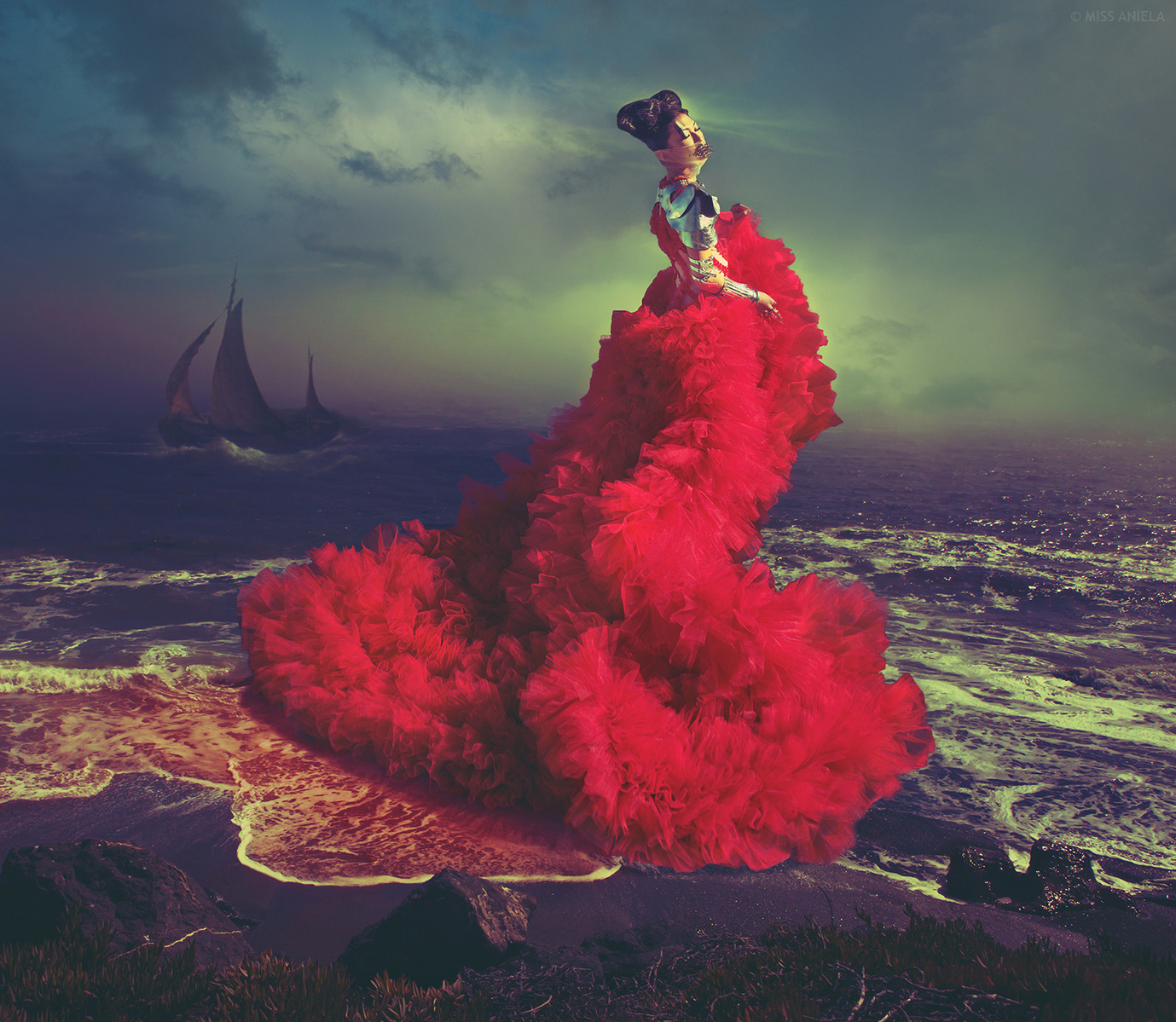 scarlet_song_miss_aniela_1600px_cred_final22